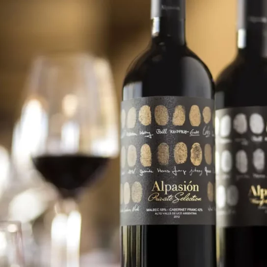 A Sommelier’s Guide to Christmas Wines 