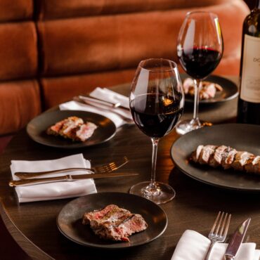 A Summer Guide to Wine Pairings and Steak